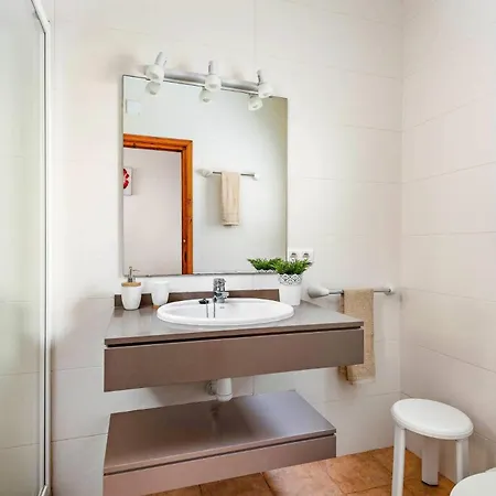 Caterina By ヴィラ *